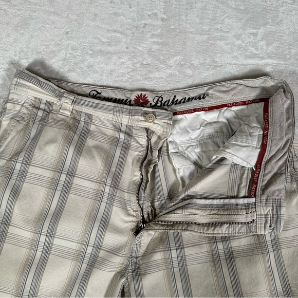 Tommy Bahama Shorts Men Size 35 Plaid Silk Blend 10" Inseam Paradise Nation GUC - Picture 2 of 12